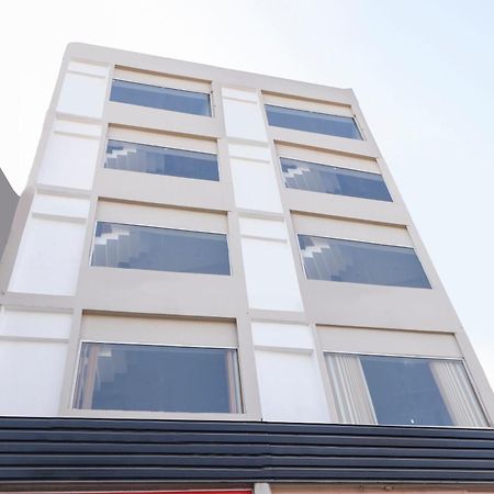 Hotel O Red Ark Landran المظهر الخارجي الصورة