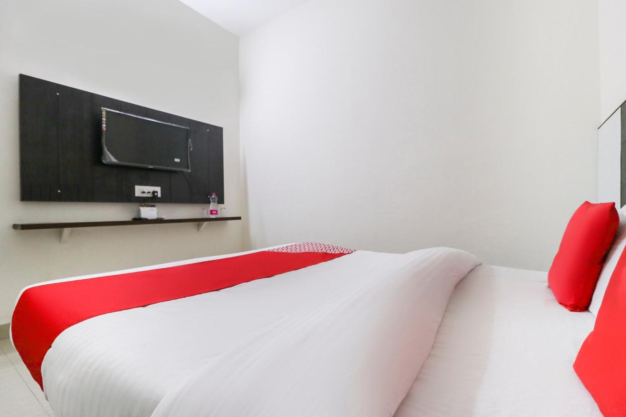 Hotel O Red Ark Landran المظهر الخارجي الصورة
