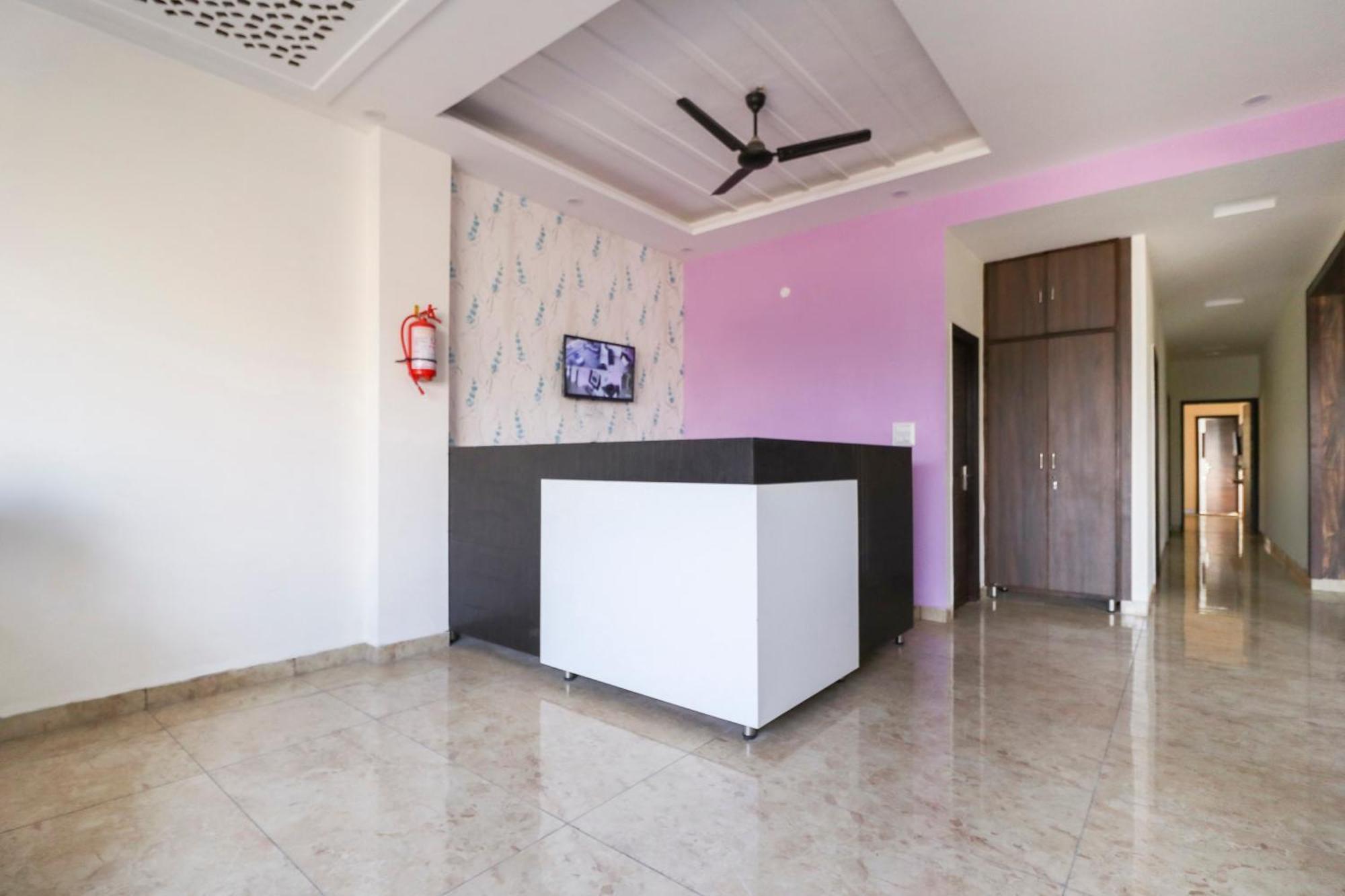 Hotel O Red Ark Landran المظهر الخارجي الصورة