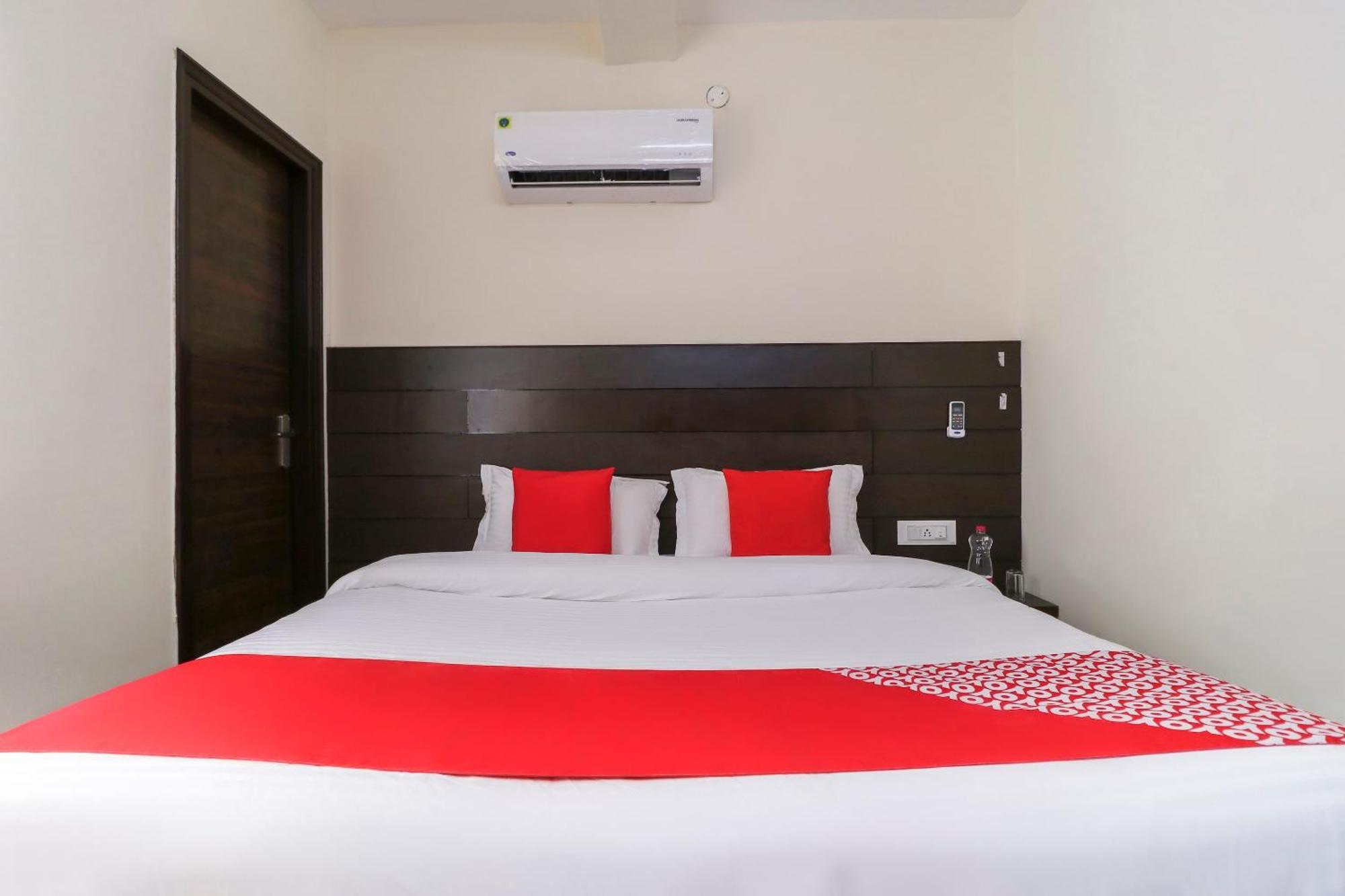 Hotel O Red Ark Landran المظهر الخارجي الصورة