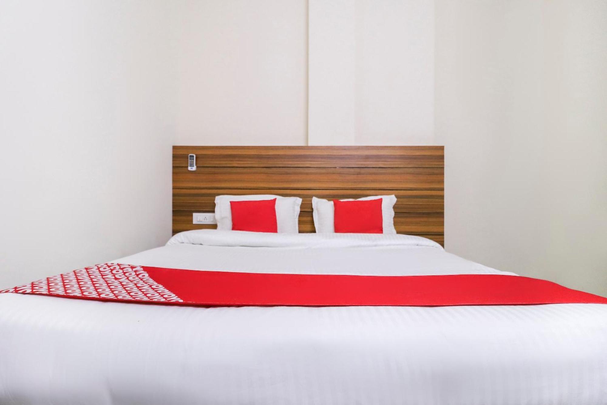 Hotel O Red Ark Landran المظهر الخارجي الصورة