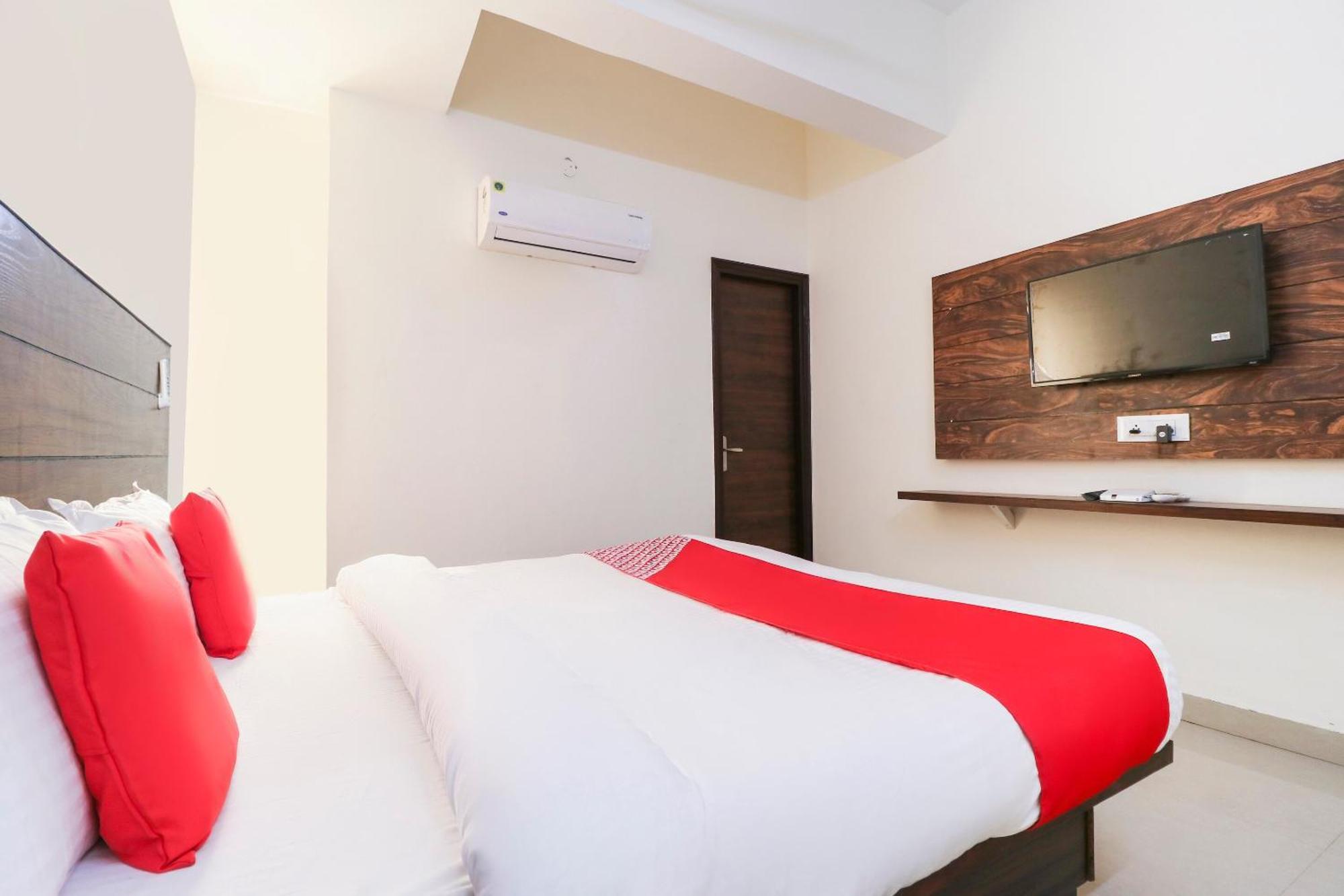 Hotel O Red Ark Landran المظهر الخارجي الصورة